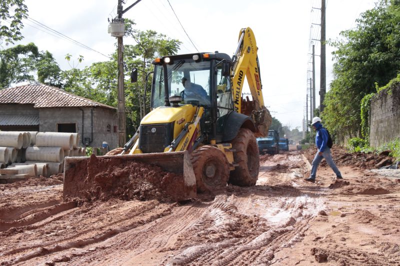 Obras de saneamento em Águas Lindas