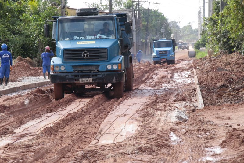 Obras de saneamento em Águas Lindas