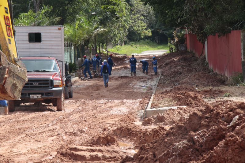 Obras de saneamento em Águas Lindas