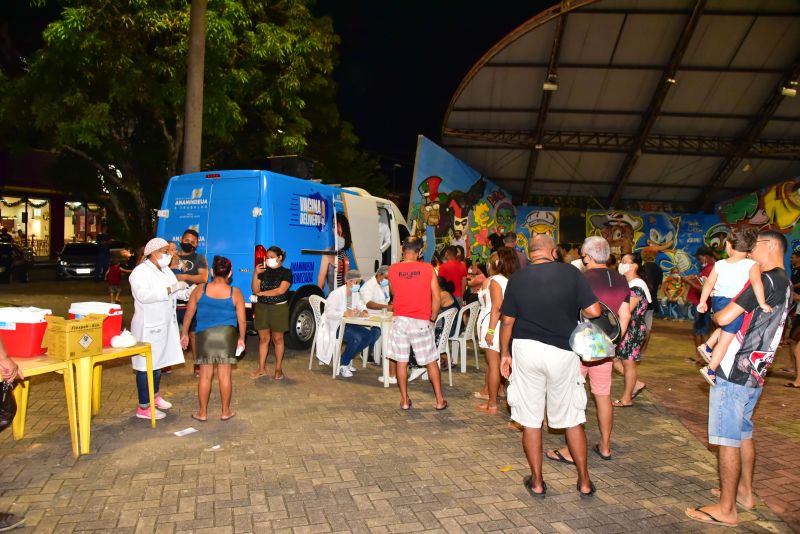 orujão da vacinação Praça da Biblia