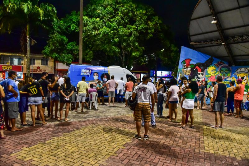 orujão da vacinação Praça da Biblia