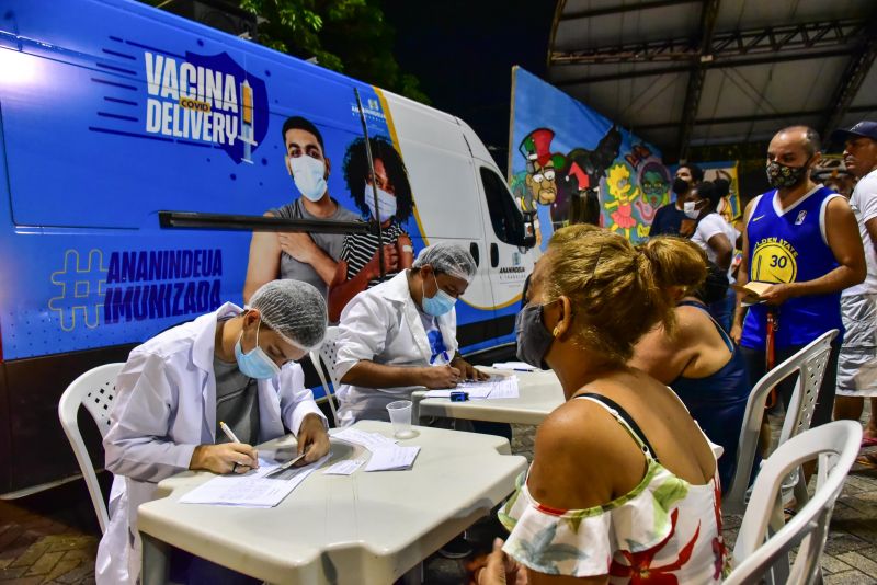 orujão da vacinação Praça da Biblia