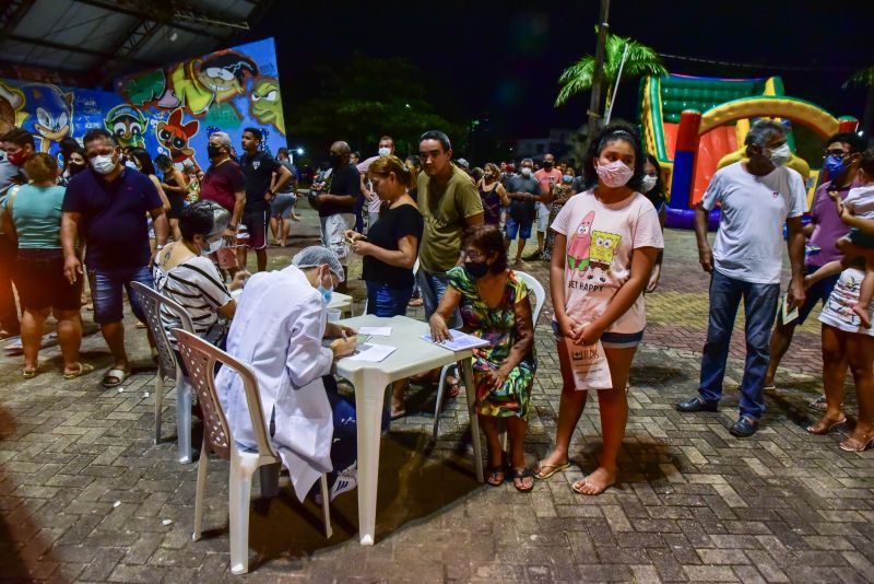 orujão da vacinação Praça da Biblia