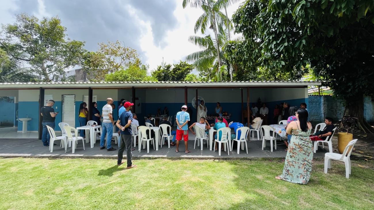 Grupo Amizade Solidária promove Ceia de Natal para pessoas em situação de  rua · AeP