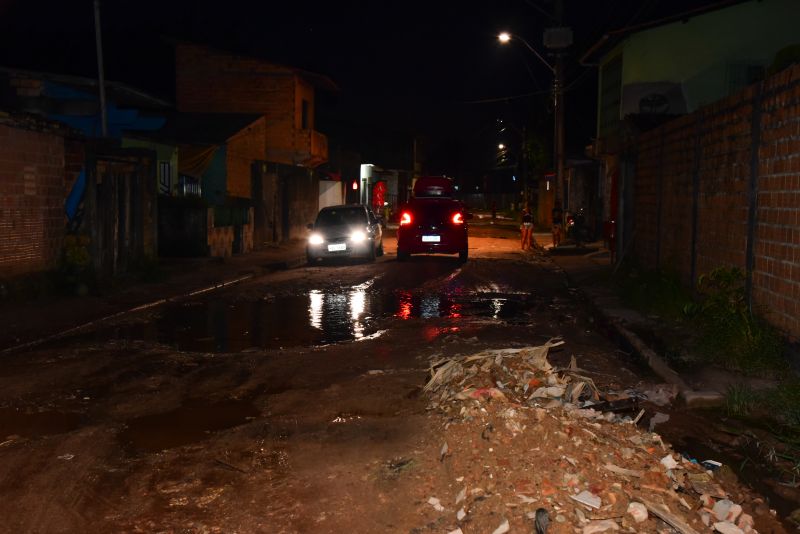 Assinatura da O.S para Saneamento  Básico, Iluminação Pública e Sinalização das ruas Kamenerv, João Batista, João Canuto, Emilio Zapata, Carlos Marighela, Roseli Nunes, Capitão Lamarca, Sn 5, Sn 6, Sn9, Sn 10, Pass Belo Horizonte, Velho Leon, Av Carlos Prestes na Águas Lindas