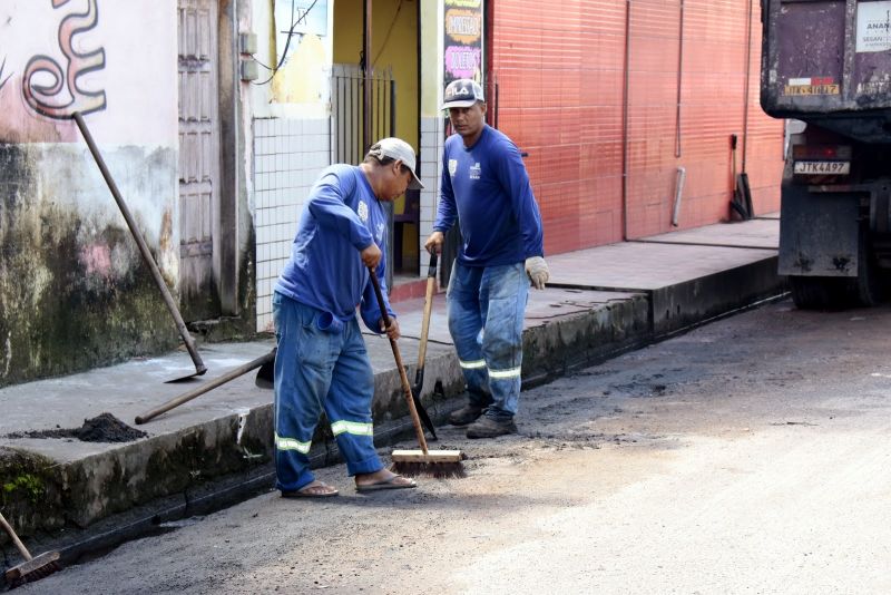 Início dos Serviços de Pavimentação Asfáltica da rua Rio Negro no bairro Paar