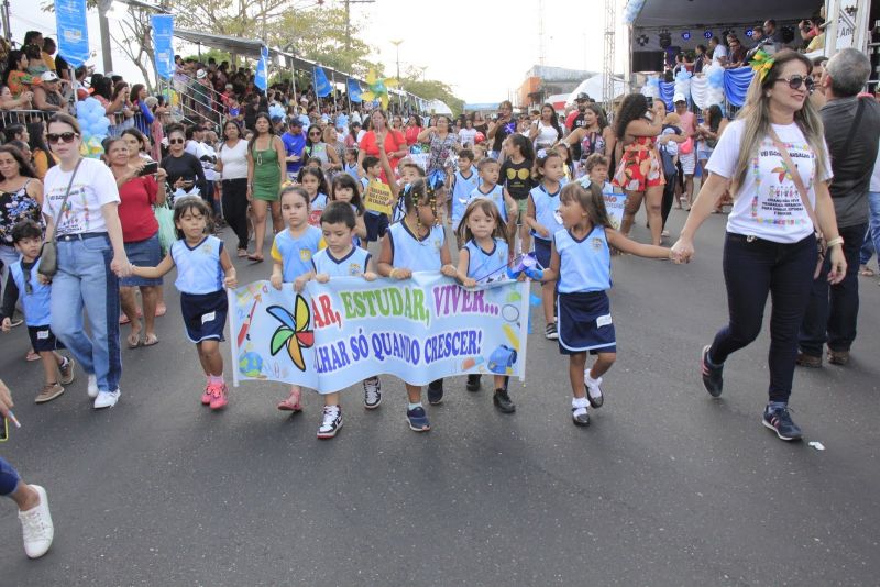 Caminhada Escolar em Alusão à Independência do Brasil lado Norte na Arterial 18