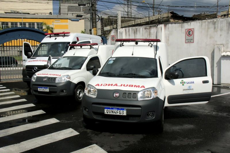 Entrega de veículos Ambulância destinadas para UPAS e Serviços de Atendimento Móvel de Urgência  SAMU do município de Ananindeua