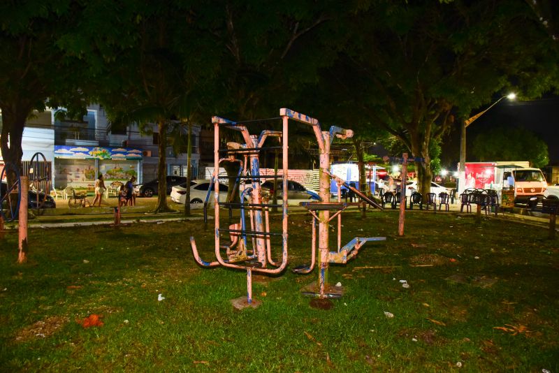Assinatura de O.S para a revitalização da praça Alessandro Melul, avenida Dom Vicente Zico com WE 70