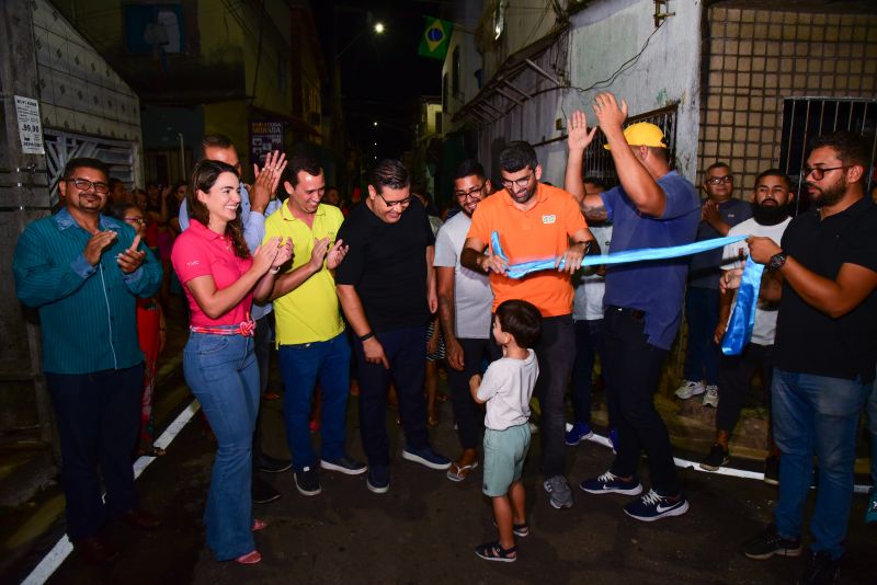 Inauguração Asfáltica das ruas do conjunto Xapuri no Val Paraiso na avenida Transcoqueiro