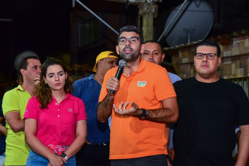 Inauguração Asfáltica das ruas do conjunto Xapuri no Val Paraiso na avenida Transcoqueiro