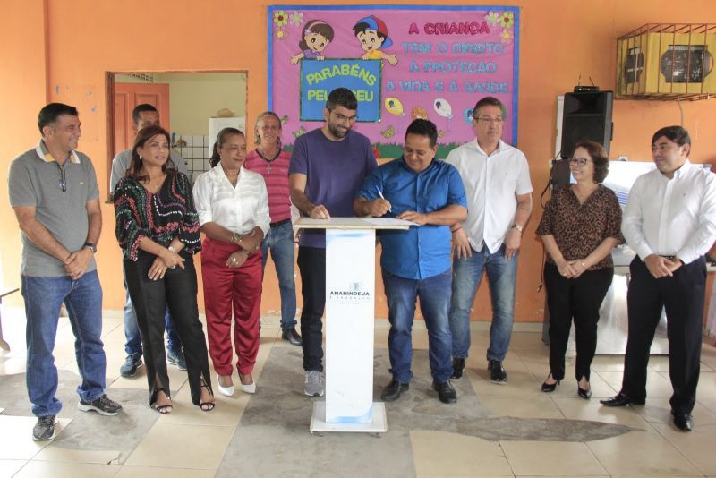 Assinatura da Ordem de Serviço para Reforma da EMEF Santa Terezinha