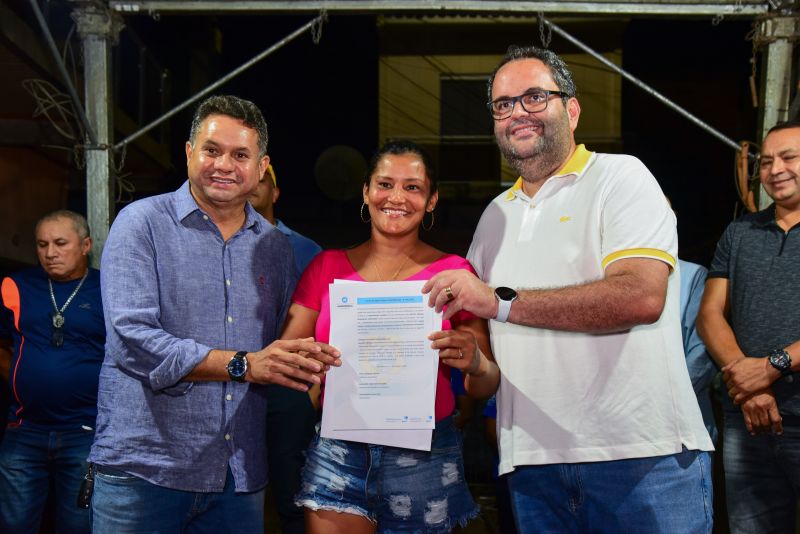 Entrega de 74 Títulos de Propriedade de Terra da Área do Loteamento Primavera no bairro do Atalaia