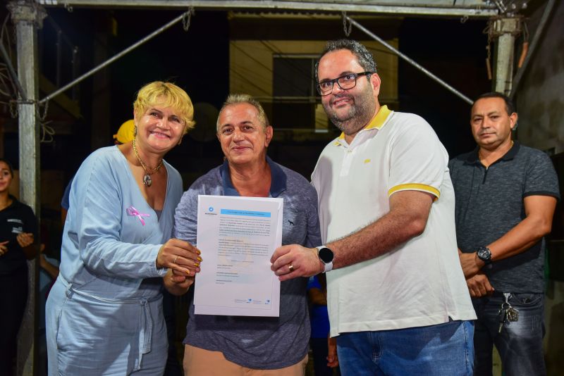 Entrega de 74 Títulos de Propriedade de Terra da Área do Loteamento Primavera no bairro do Atalaia