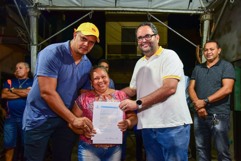 Entrega de 74 Títulos de Propriedade de Terra da Área do Loteamento Primavera no bairro do Atalaia
