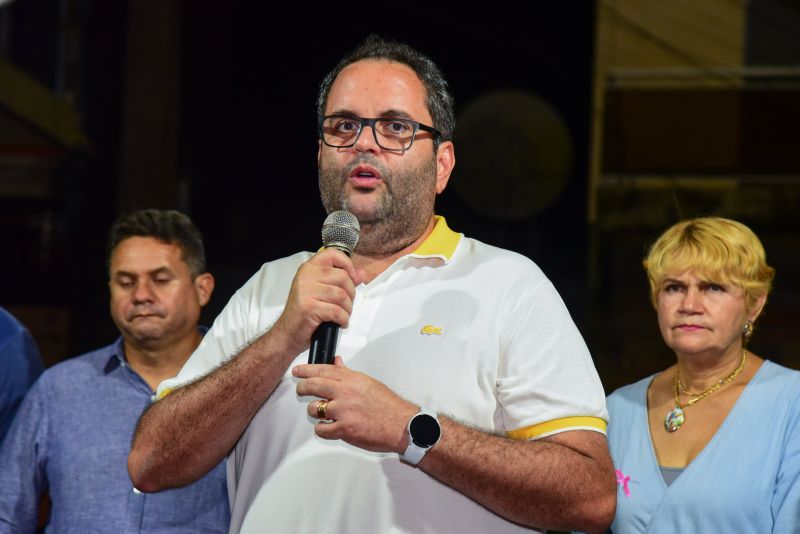 Entrega de 74 Títulos de Propriedade de Terra da Área do Loteamento Primavera no bairro do Atalaia