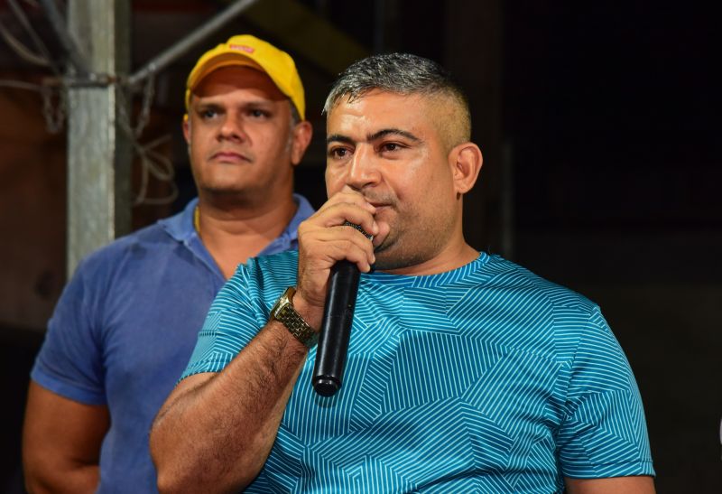 Entrega de 74 Títulos de Propriedade de Terra da Área do Loteamento Primavera no bairro do Atalaia