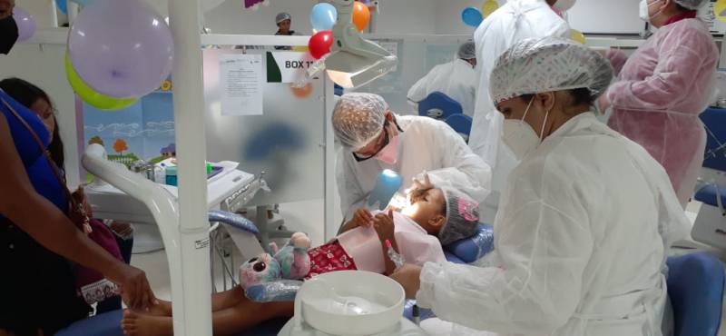 Crianças e jovens do CRAS Santana do Aurá recebem atendimento odontológico