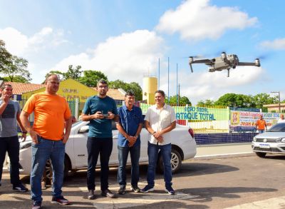 Galeria: Voo inaugural para estudo de regularização fundiária na comunidade Tancredo Neves na Pedreirinha