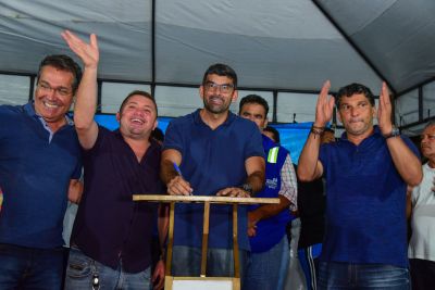 Galeria: Assinatura de Ordem de Serviço para Obras de Drenagem e Pavimentação Asfáltica na Comunidade Helderlândia no Distrito Industrial
