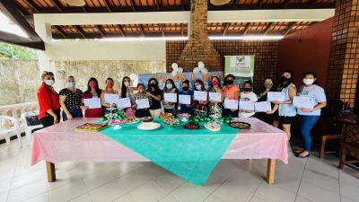 Prefeitura leva qualificação profissional para mulheres e jovens de Ananindeua