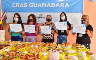 Emoção marca entrega de certificados do curso de qualificação profissional em Ananindeua