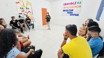 Gravidez precoce é tema de debate entre adolescentes em Ananindeua