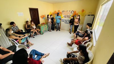 Prevenção à gravidez na adolescência é tema de rodas de conversas nos CRAS de Ananindeua