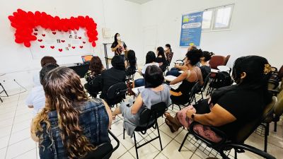 Semcat recebe novos estagiários
