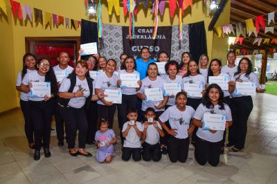 Inclusão | Prefeitura entrega certificados do Curso de Formação em Libras