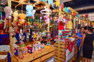Feira do Artesanato garante renda aos artesãos de Ananindeua