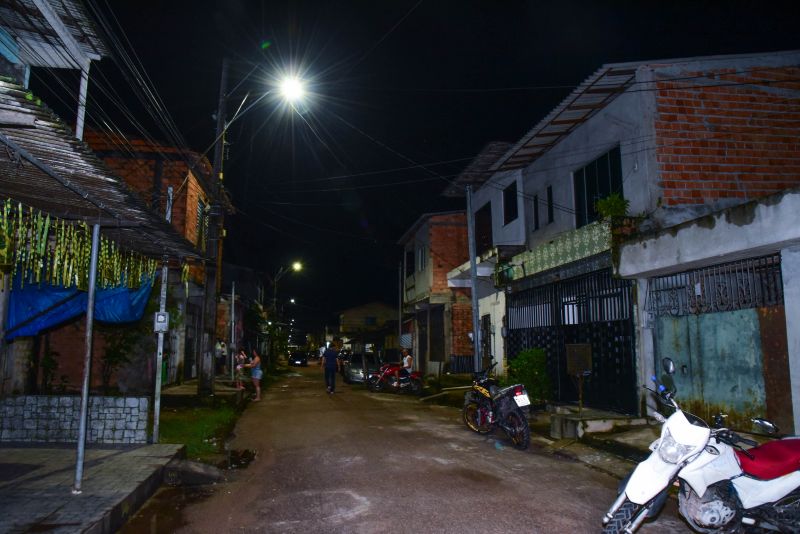 Assinatura de Ordem de Serviço para Revitalização de ruas do conjunto Terra Santa no bairro do Jaderlândia