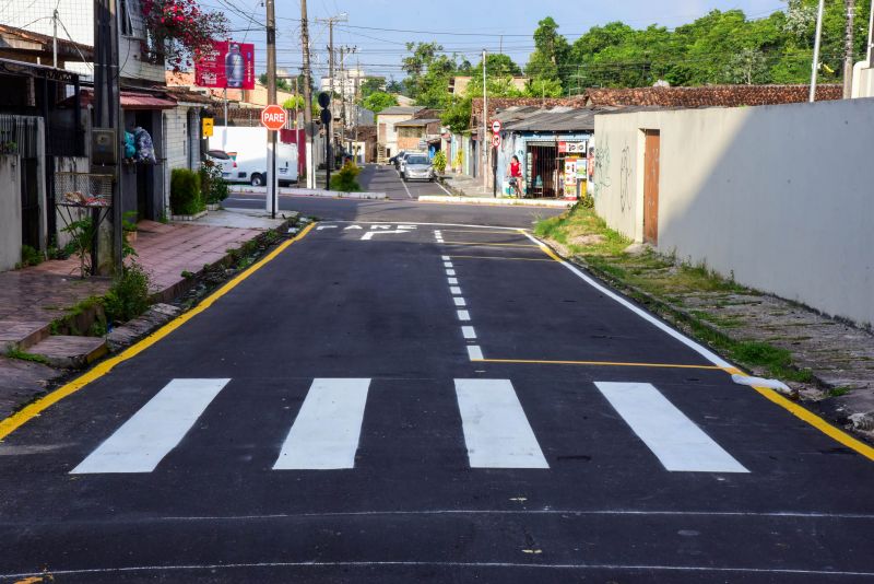 Inauguração de ruas pavimentadas nas We´s 55,56,57,58,60,61 E 62 no conjunto Guajará I