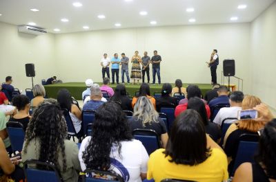 Prefeitura de Ananindeua entrega certificados do curso de formação continuada