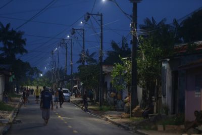 Prefeitura entrega novas ruas no bairro do Aurá totalmente pavimentadas, sinalizadas e com iluminação de LED