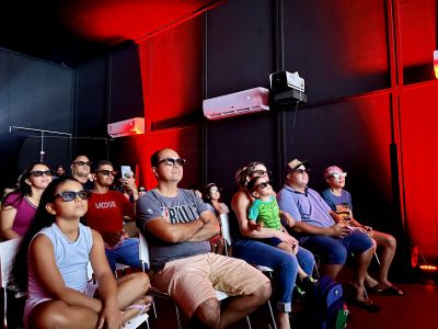 Projeto Municipal Cine Papai Noel encanta famílias em Ananindeua