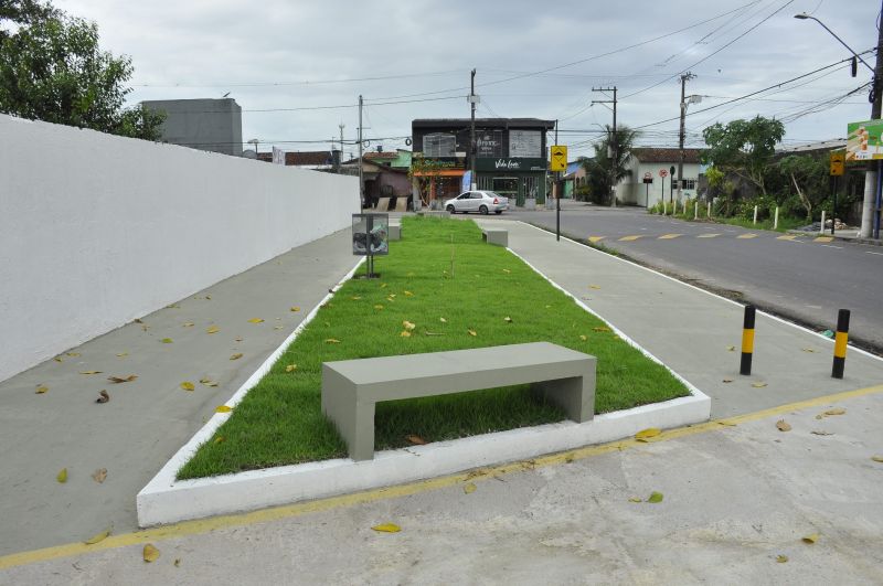 Imagens de apoio da Praça Rotary e espaço de alimentação na Av Providência com We 16 no bairro Coqueiro