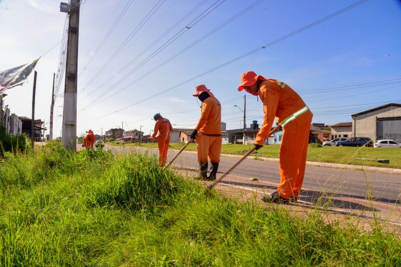 Limpeza da avenida Independência durante o mês de julho