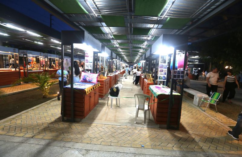 Entrega da Segunda Etapa da Feira do Artesanato no bairro Coqueiro.