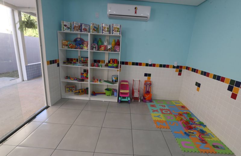 Inauguração da Unidade de Educação Infantil Bem Viver no Bairro do Aurá.