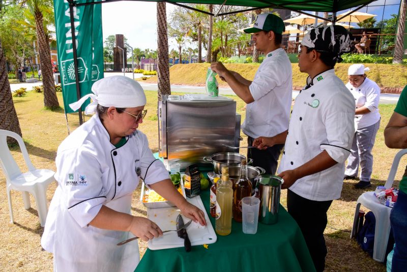 Feira da Agricultura Familiar e dos Povos Tradicionais no Parque Vila Maguary