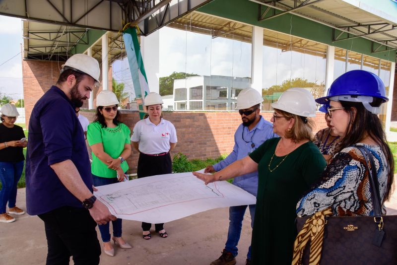 Visita técnica do MP e Defensoria do Estado na Escola do Futuro no Icuí