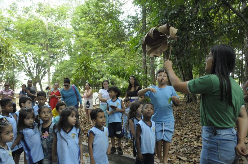 Atividades alusivas ao dia da árvore no Bosque Marajoara no conjunto Júlia Seffer