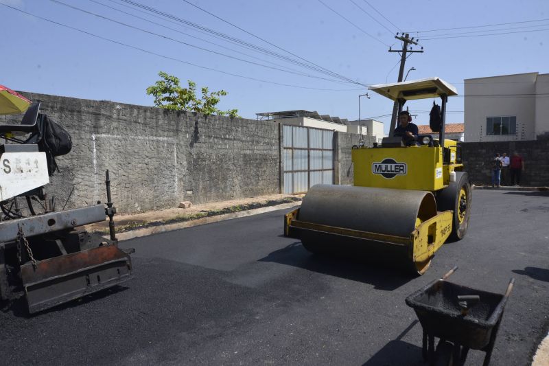 Imagens das obras e asfaltamento da estrada do Ariri no 40 Horas