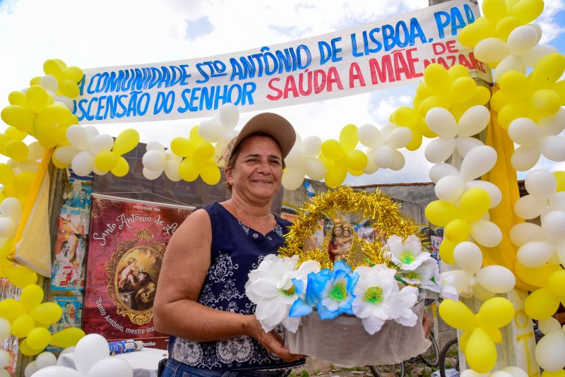 Imagens do traslado da imagem peregrina de nossa senhora de Nazaré em Ananindeua