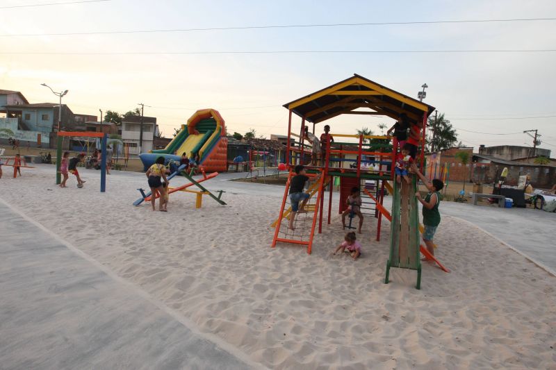 Inauguração da Praça Maria Do Socorro de Souza na av Tumucumaque no Curuçambá