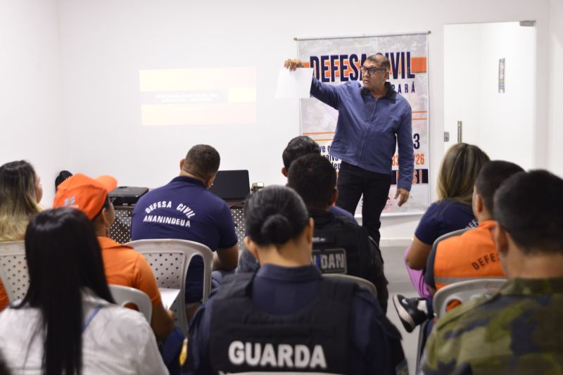 Curso de noções básicas de Defesa Civil