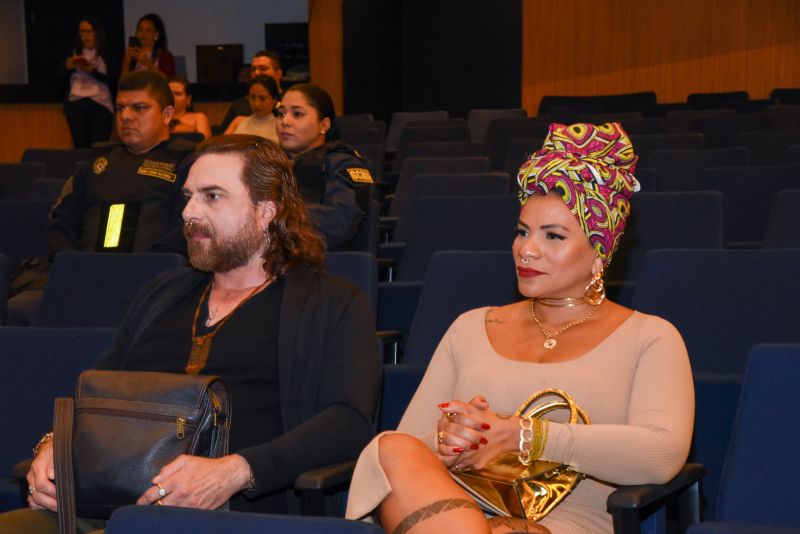 Abertura de 21 dias de ativismo no Teatro Municipal de Ananindeua