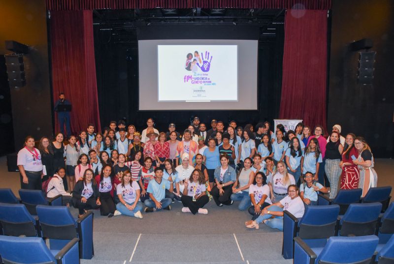 Abertura de 21 dias de ativismo no Teatro Municipal de Ananindeua