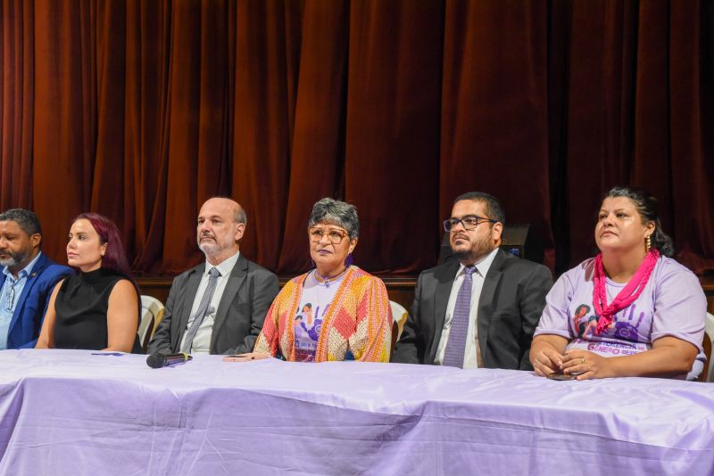 Abertura de 21 dias de ativismo no Teatro Municipal de Ananindeua